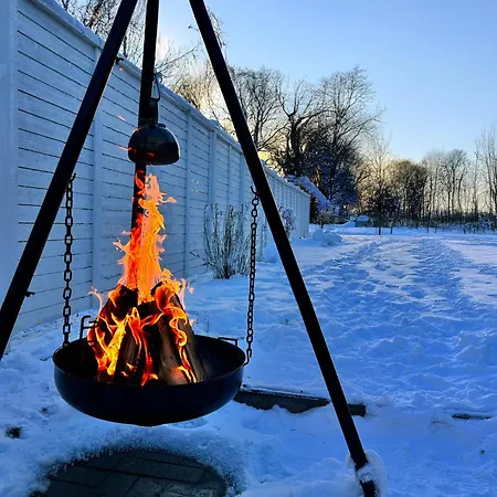 - Northern Tealight Πανσιόν Ροβανιέμι