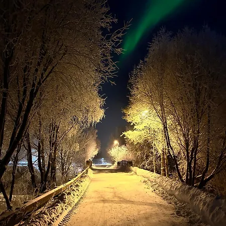 - Northern Tealight Гостевой дом