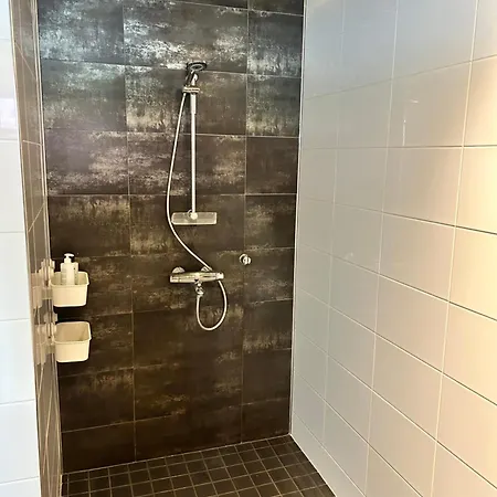 - Northern Tealight Гостевой дом Рованиеми