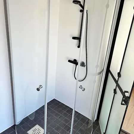 - Northern Tealight Πανσιόν 3*